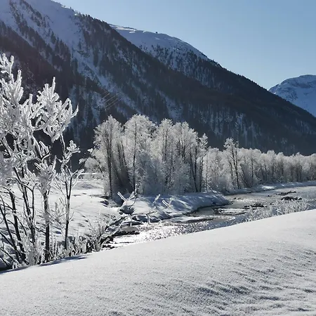 Chesa-strimer - Veranda * La Punt-Chamues-ch